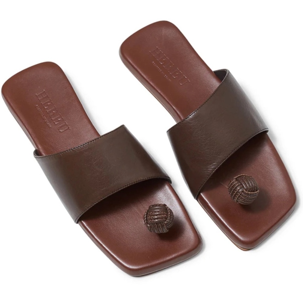NWOB HEREU Loteta Sandals in size 37